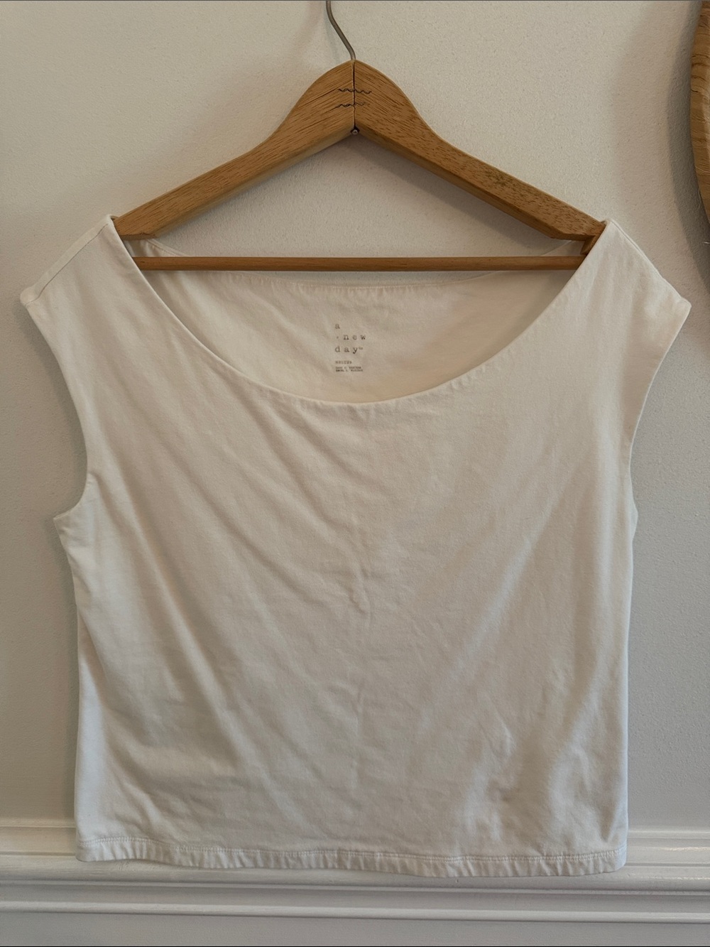 a new day White Scoop Neck Tank Top